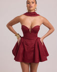Strapless neckline with optional detachable neck band detail